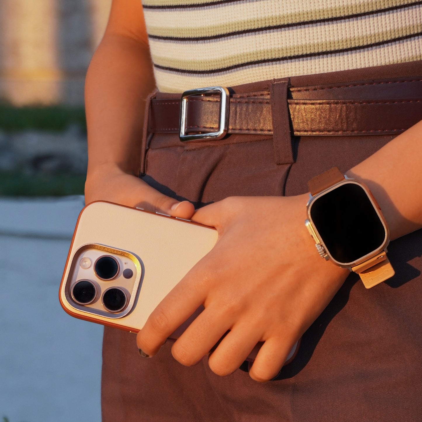 Kilyos Vegan Leather Case For iPhone 16 Series-Beige