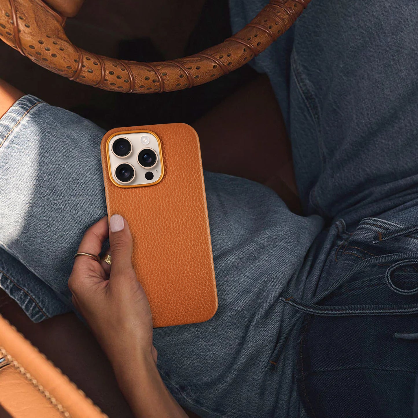 Amur Leather Case For iPhone 16 Series – Brown