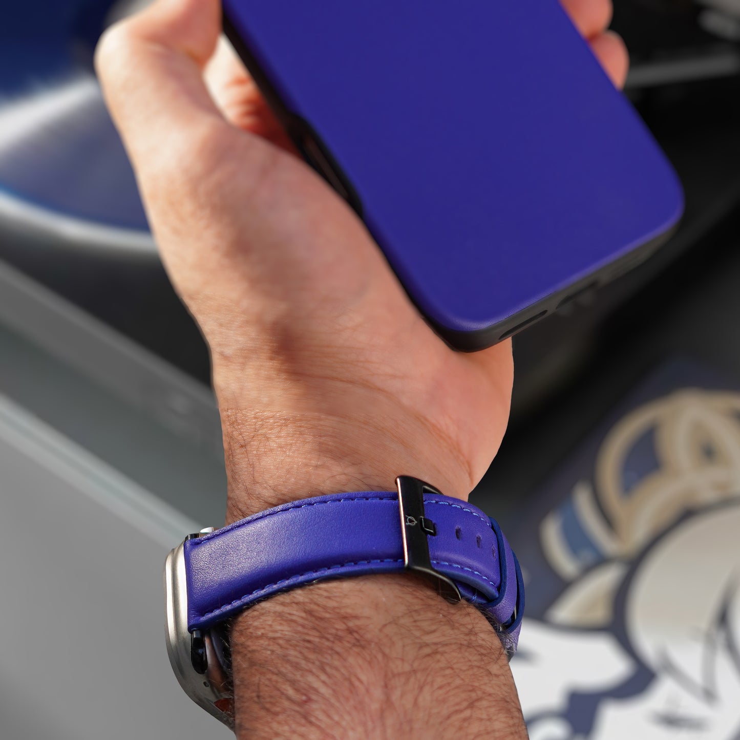 Elmas American Leather Apple Watch Strap with Black Buckle-Blue