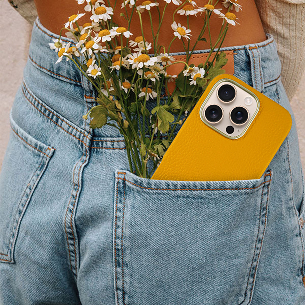 Amur Leather Case For iPhone 16 Series – Yellow